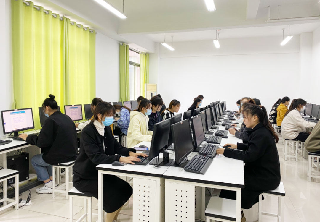 郑州爱婴幼师学校2023年高考网上报名开始啦！