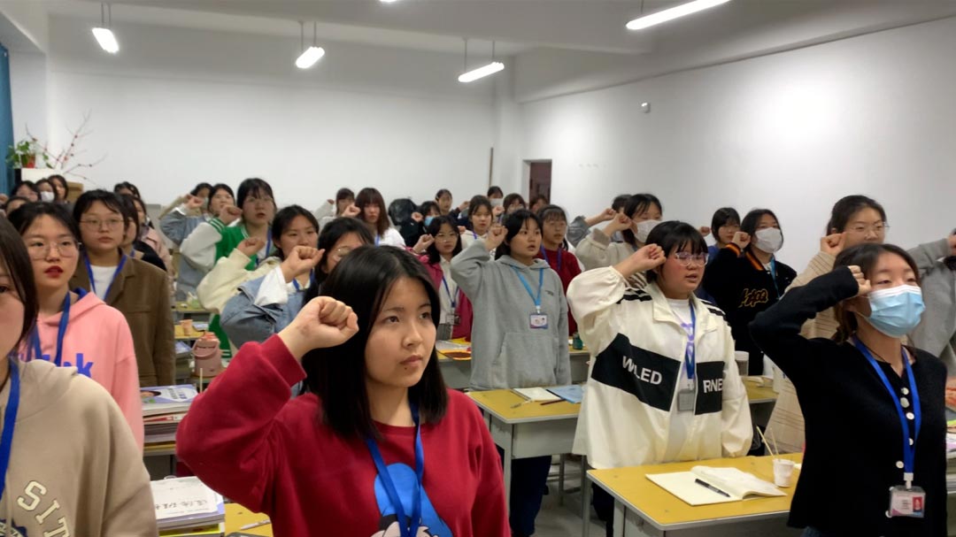 郑州爱婴幼师学校清明节主题教育活动