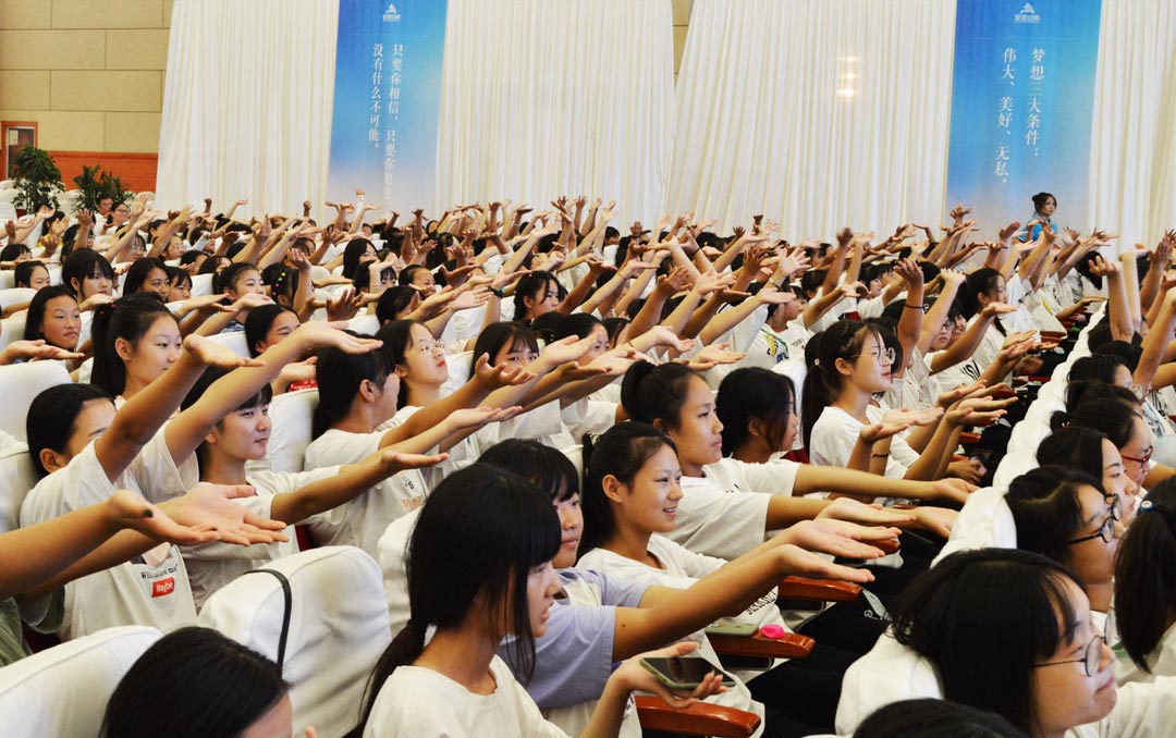 抢先入学赢在春，郑州爱婴幼师2023春季招生火热进行中