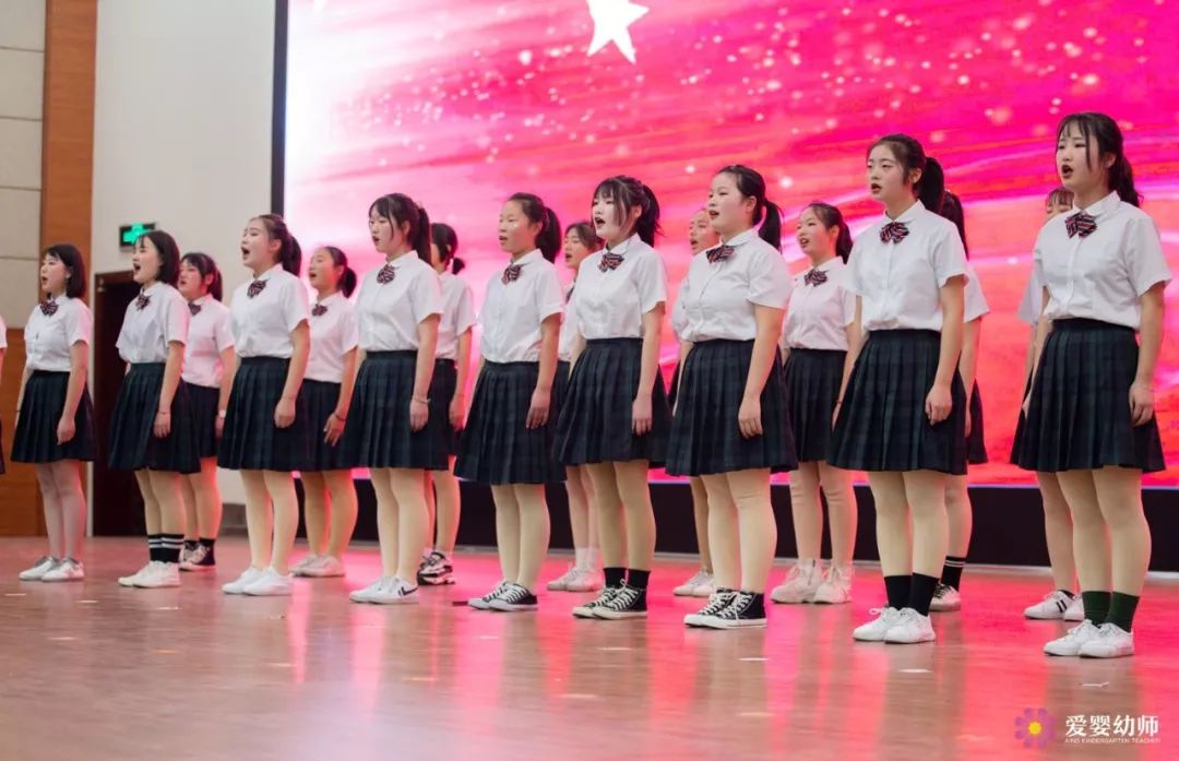 爱婴幼师2023春招名额告急，春季报名的六大优势有哪些？