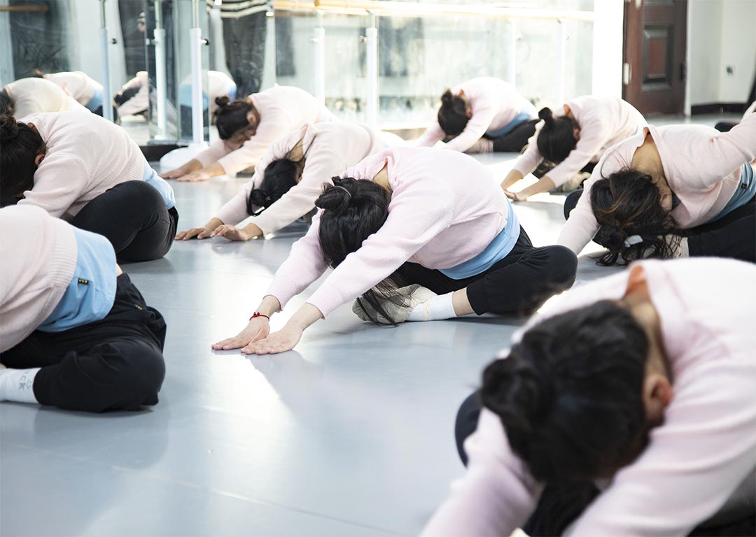 探秘爱婴幼师课堂，梦想从心出发