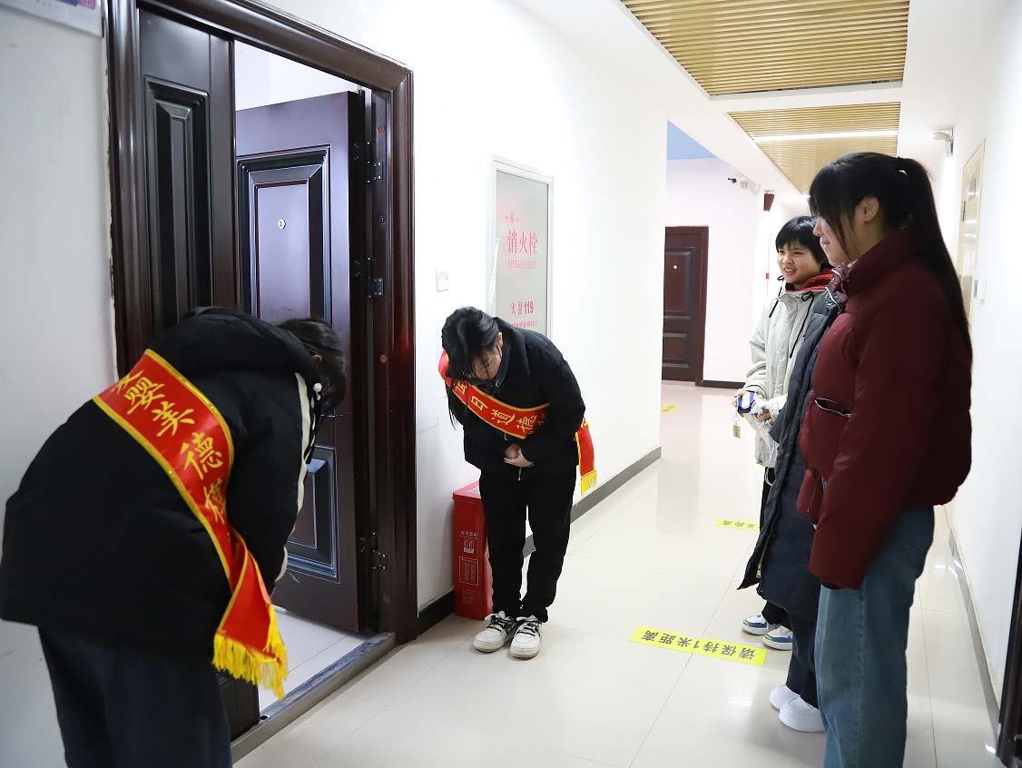 探秘爱婴幼师课堂，梦想从心出发