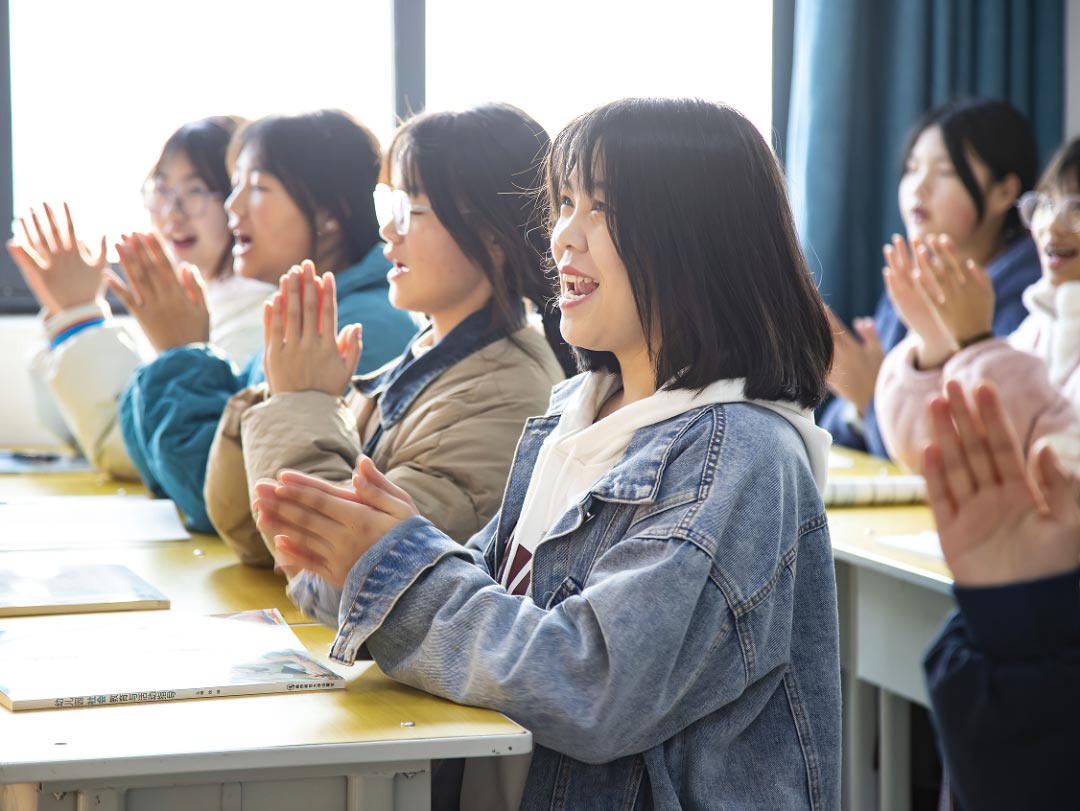 探秘爱婴幼师课堂，梦想从心出发