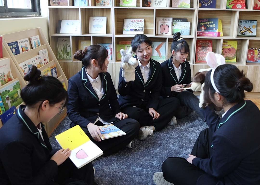 探秘爱婴幼师课堂，梦想从心出发
